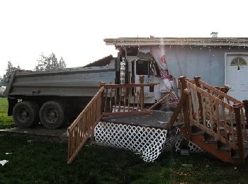 Photo of crash scene, Gervais, Oregon 12-12-07 