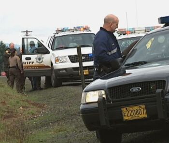 Oregon State Police trooper doing traffic stop