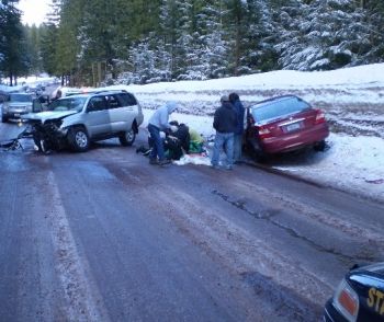 Photos of crash scene on Highway 22 in Oregon, 2-23-08