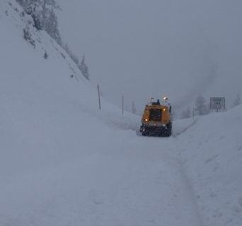 Oregon's Santiam Pass in the snow