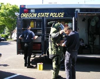 Oregon State Police bomb squad