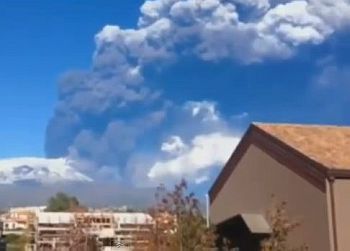 Mt Etna volcanic ash