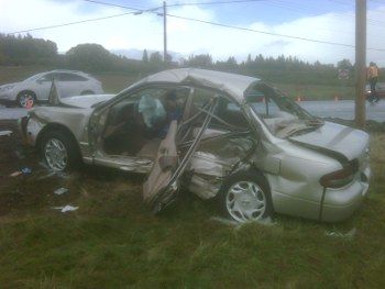 Wrecked nissan highway 99 near sherwood